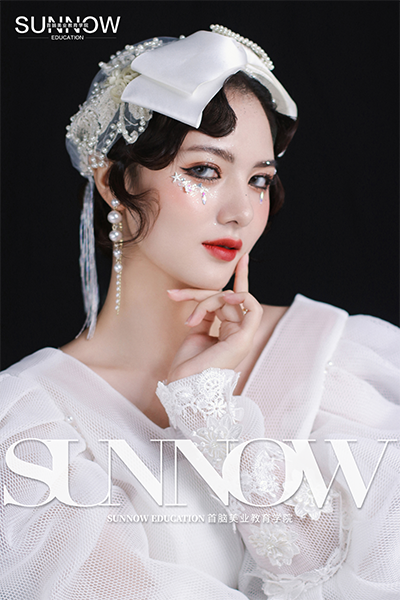 學(xué)習(xí)影視化妝在深圳好不好，化妝學(xué)校怎么選？