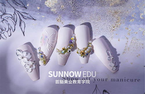 正規(guī)美甲學(xué)校哪個好？專業(yè)美甲學(xué)校哪個好？