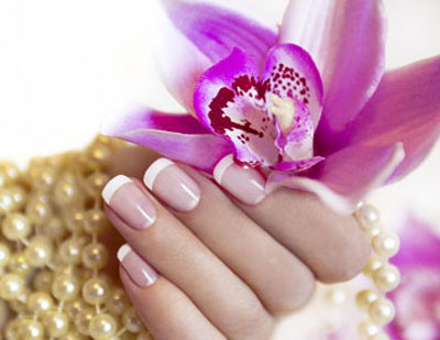 專業(yè)美甲培訓(xùn)課程？時尚美甲培訓(xùn)班學(xué)費？