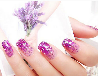 專業(yè)美甲培訓(xùn)課程？時尚美甲培訓(xùn)班學(xué)費？