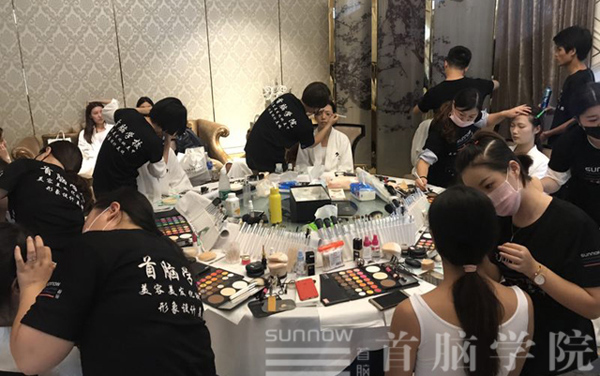 深圳龍崗化妝培訓學校