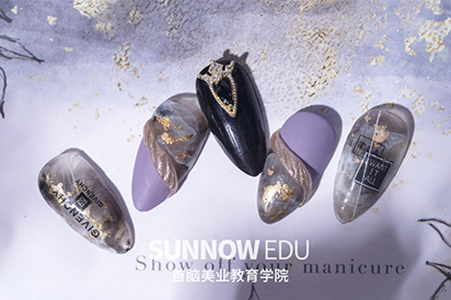 美甲美睫紋繡培訓學校學費多少錢？