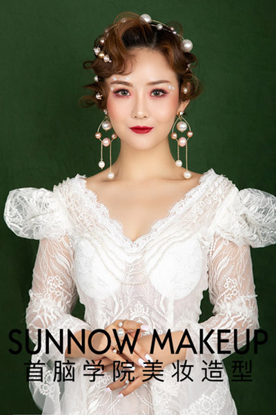 化妝培訓(xùn)學(xué)校