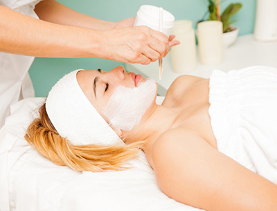 首腦美容美發(fā)培訓學校