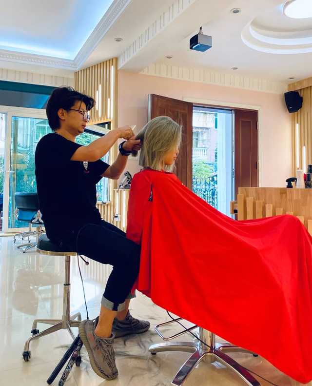 首腦美發(fā)培訓(xùn)學(xué)校