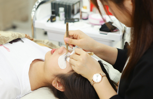 美甲美睫學(xué)校